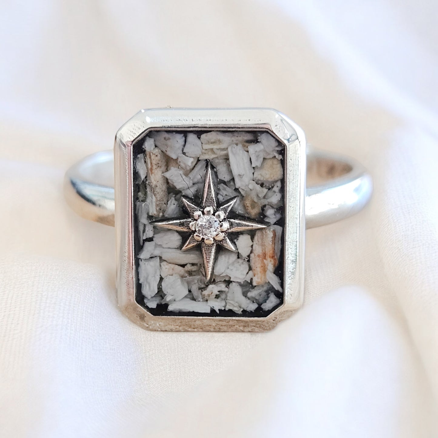 Star Bright - Cremation Ring