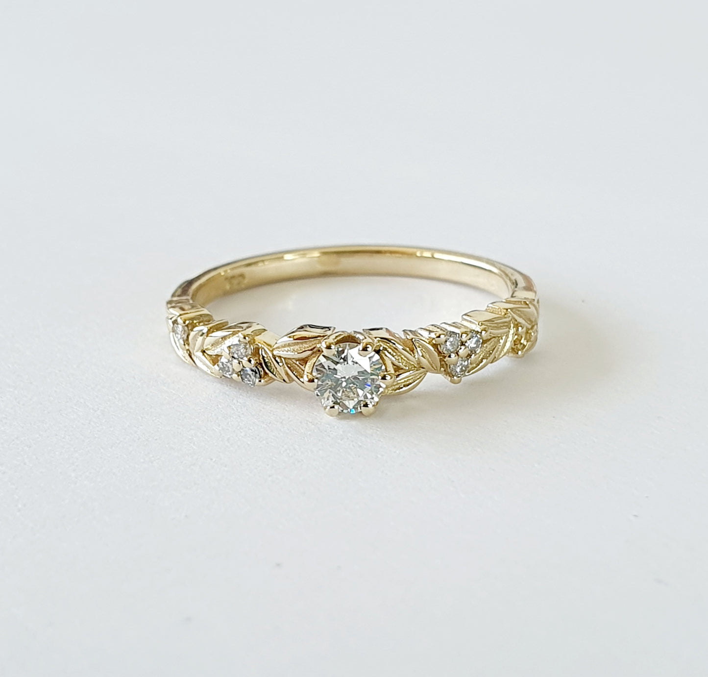 Olive Leaf - Scattered Diamonds - Ring